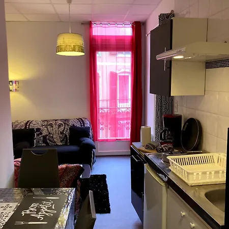 2em Etage Votre Pelerinage A Apartment